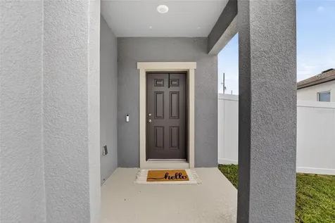 1044 Kelly Fern Loop Ruskin FL 33570
