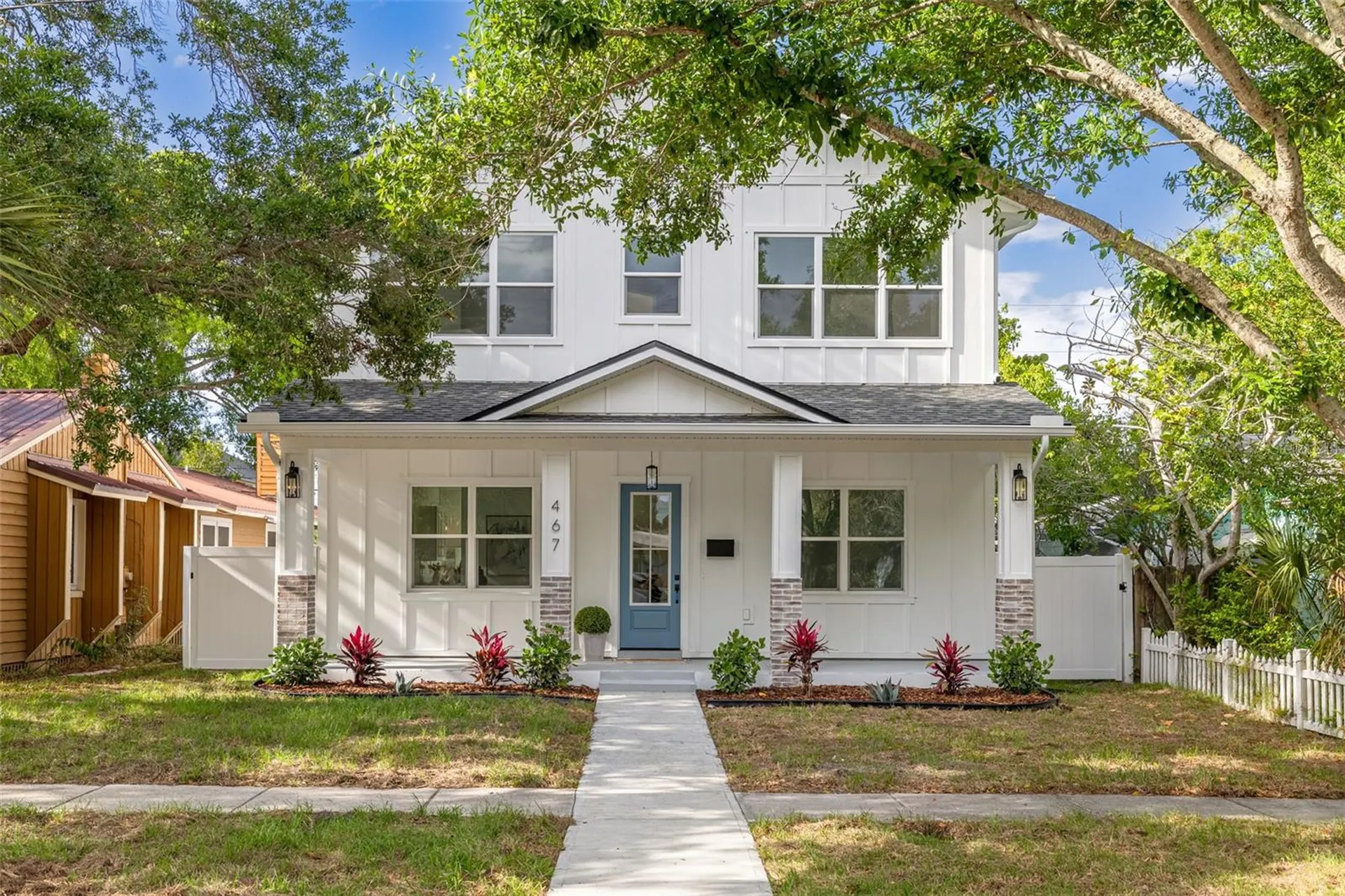 467 34th Avenue N St Petersburg FL 33704