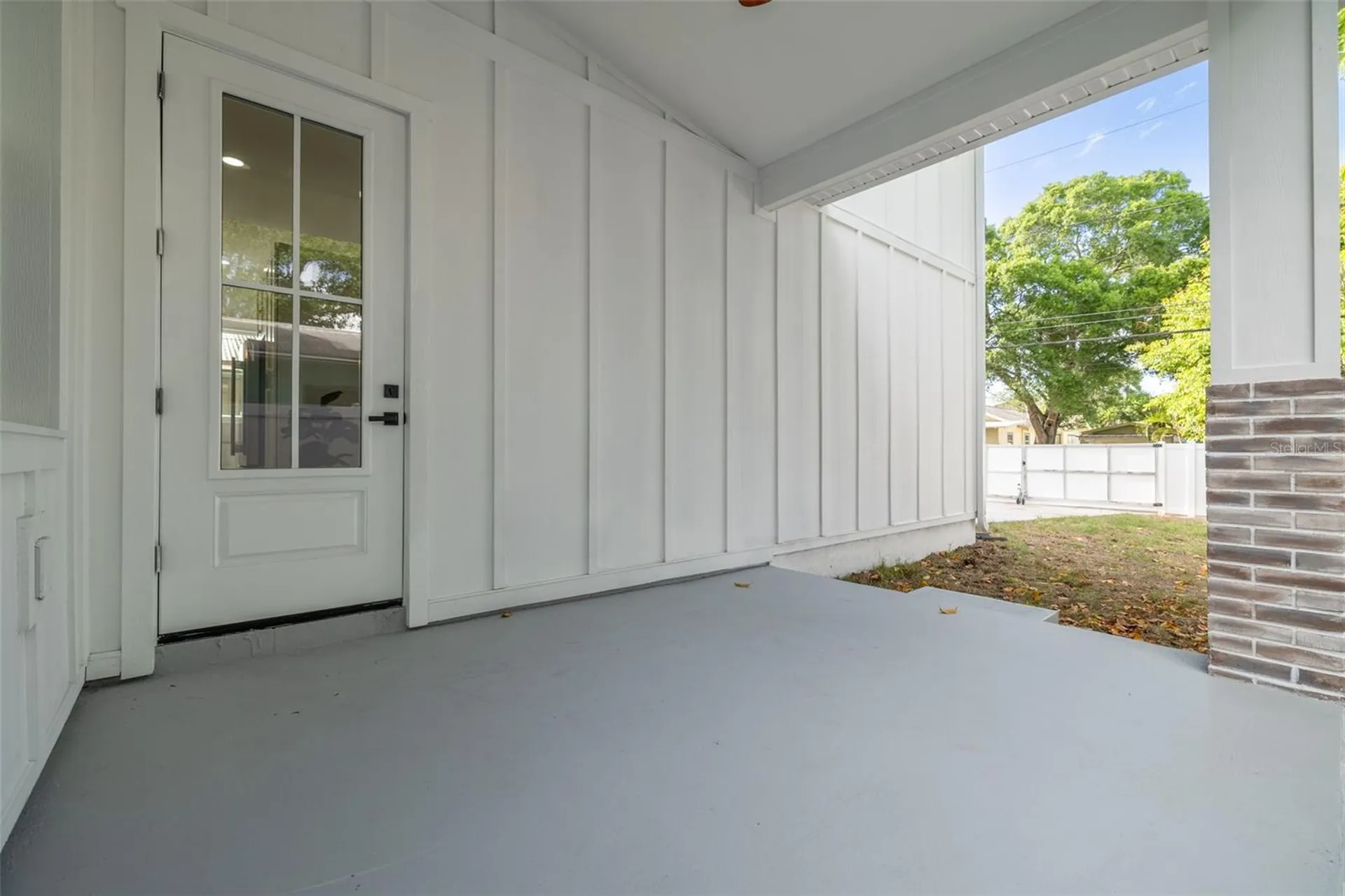 467 34th Avenue N St Petersburg FL 33704