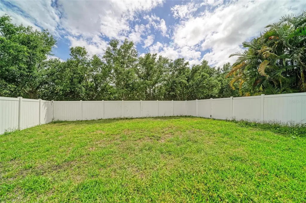 4650 Woodbrook Drive Sarasota FL 34243
