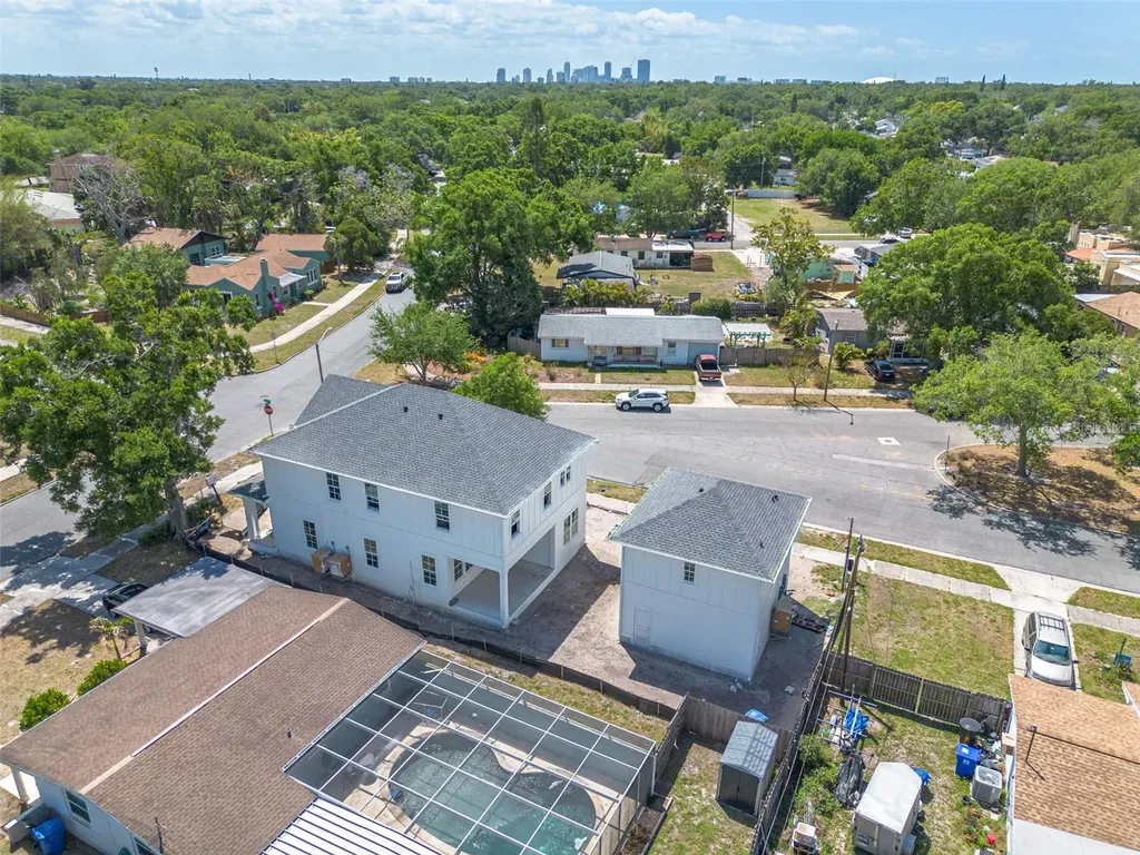 5204 10th Street N St Petersburg FL 33703