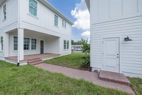 5204 10th Street N St Petersburg FL 33703