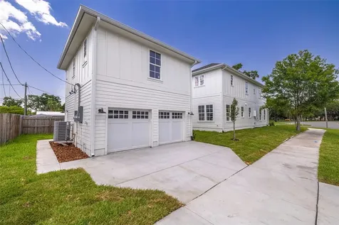 5204 10th Street N St Petersburg FL 33703