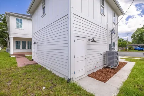 5204 10th Street N St Petersburg FL 33703