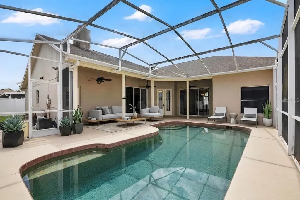 2210 Blossomwood Drive Oviedo FL 32765