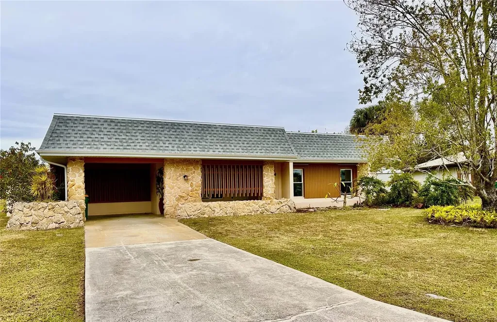 1385 Harmony Drive Port Charlotte FL 33952
