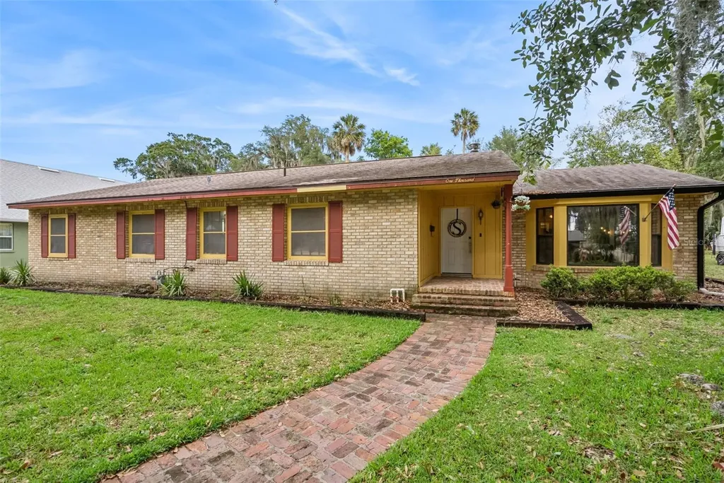 1000 Boylston Street Leesburg FL 34748