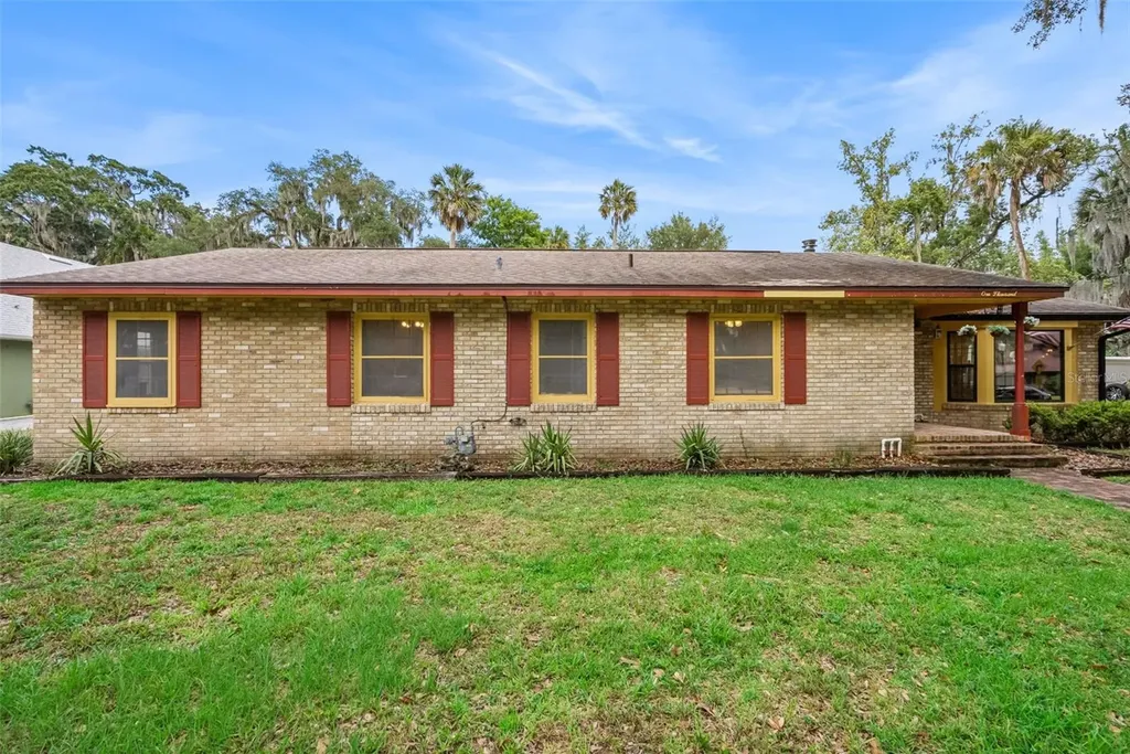 1000 Boylston Street Leesburg FL 34748
