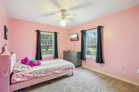 1000 Boylston Street Leesburg FL 34748
