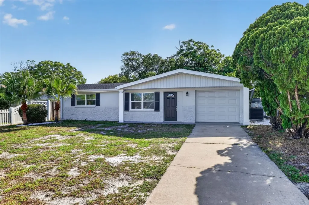 10914 Leeds Road Port Richey FL 34668