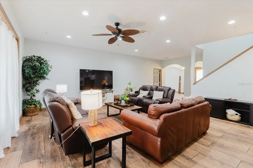 2603 Bismark Drive Valrico FL 33596