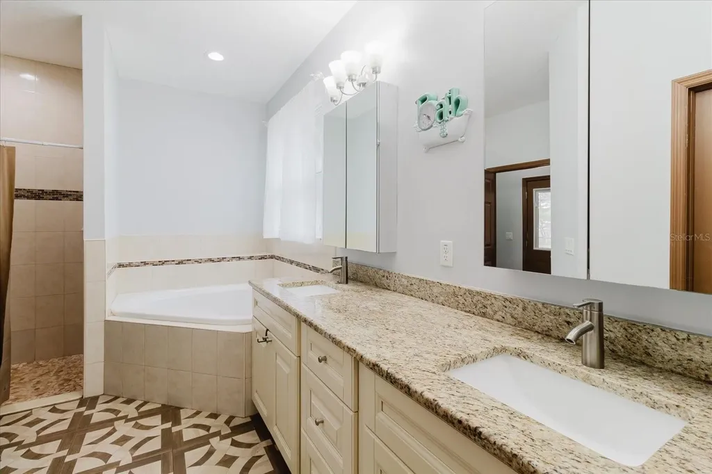 2603 Bismark Drive Valrico FL 33596