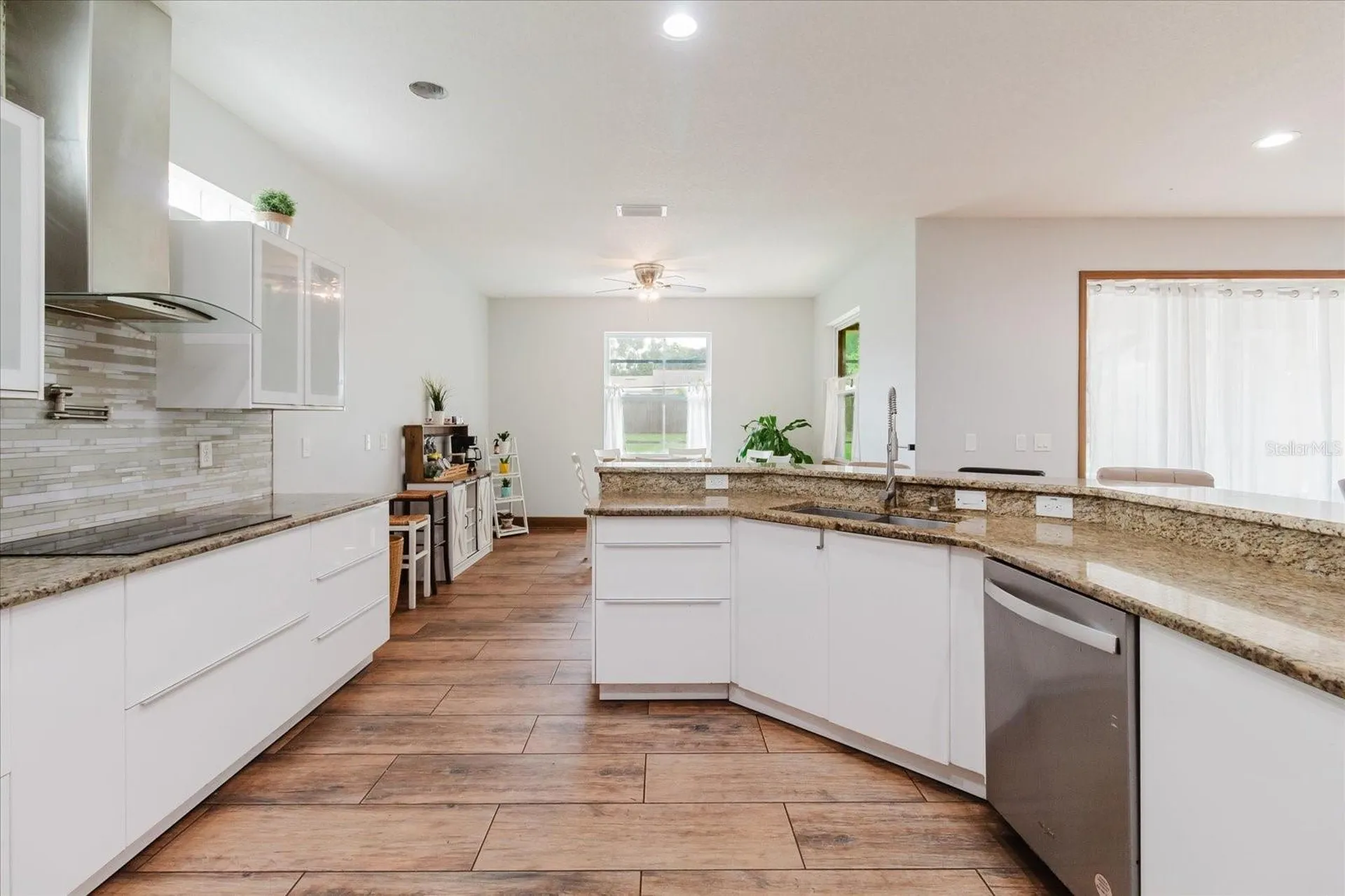 2603 Bismark Drive Valrico FL 33596