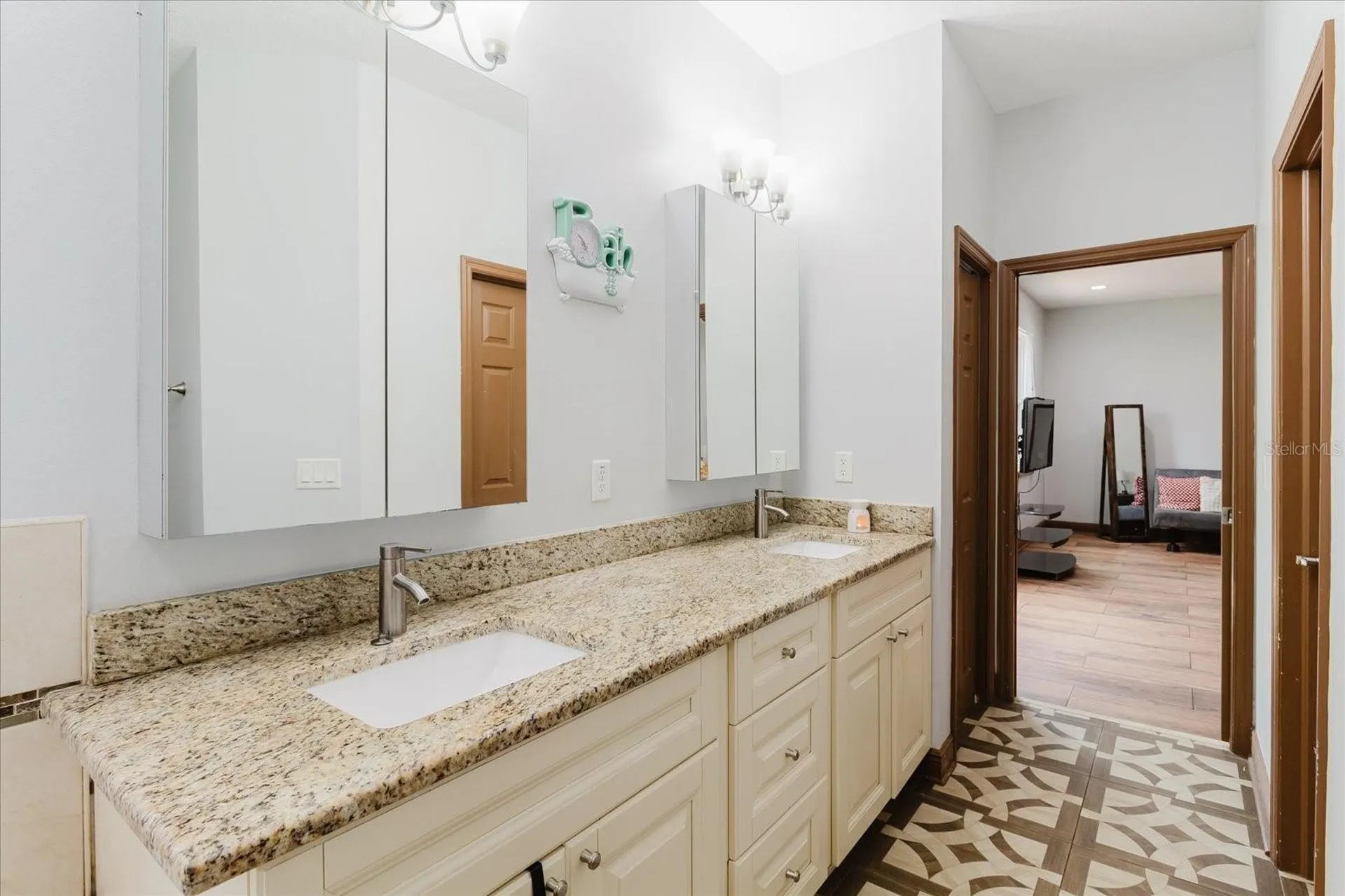 2603 Bismark Drive Valrico FL 33596