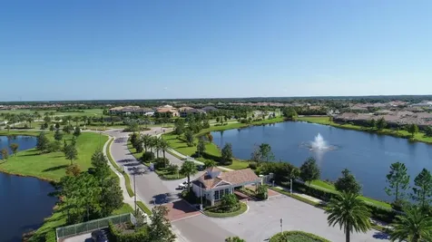 7346 Divot Loop Bradenton FL 34202
