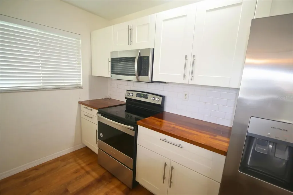 2938 Clark Road Sarasota FL 34231