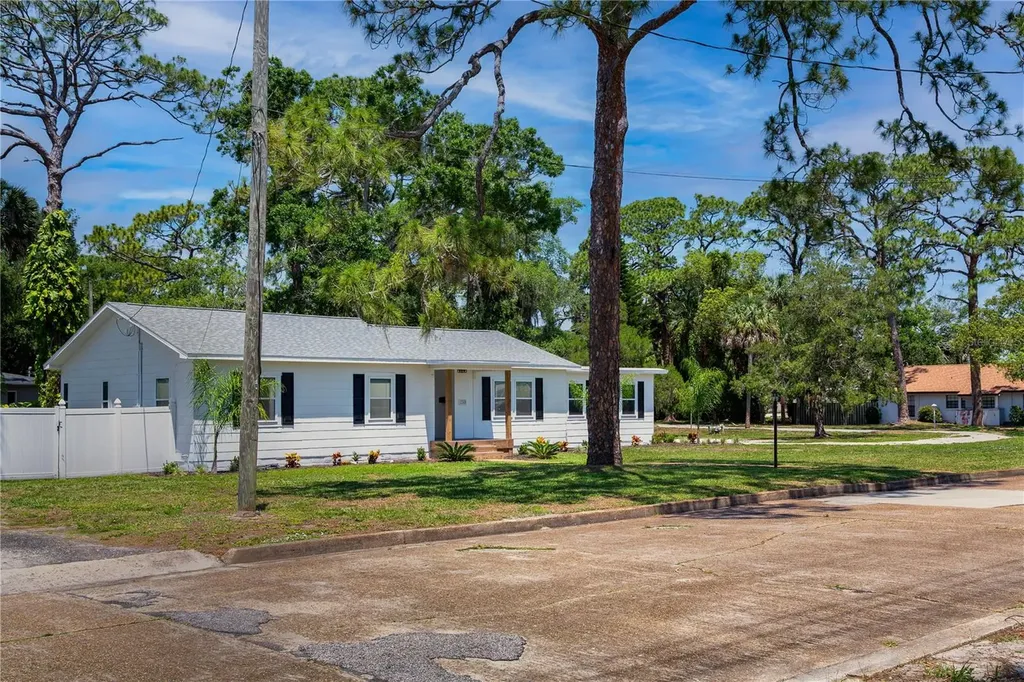 1208 Indian River Avenue Titusville FL 32780