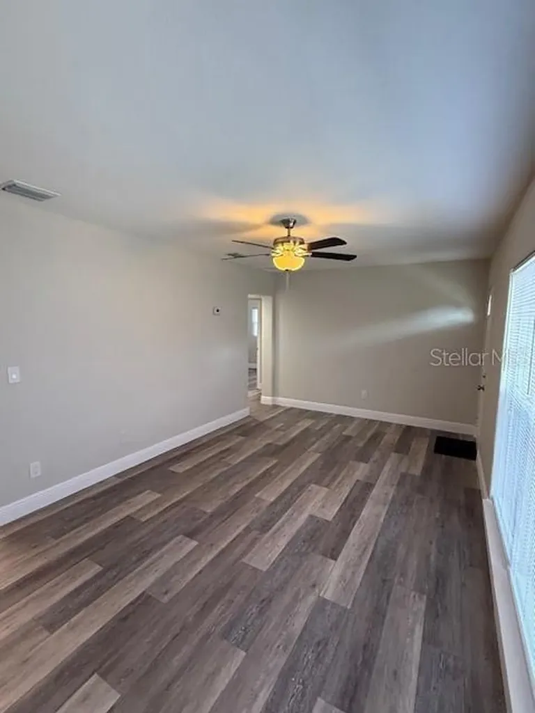 1152 N Dean Road Orlando FL 32825