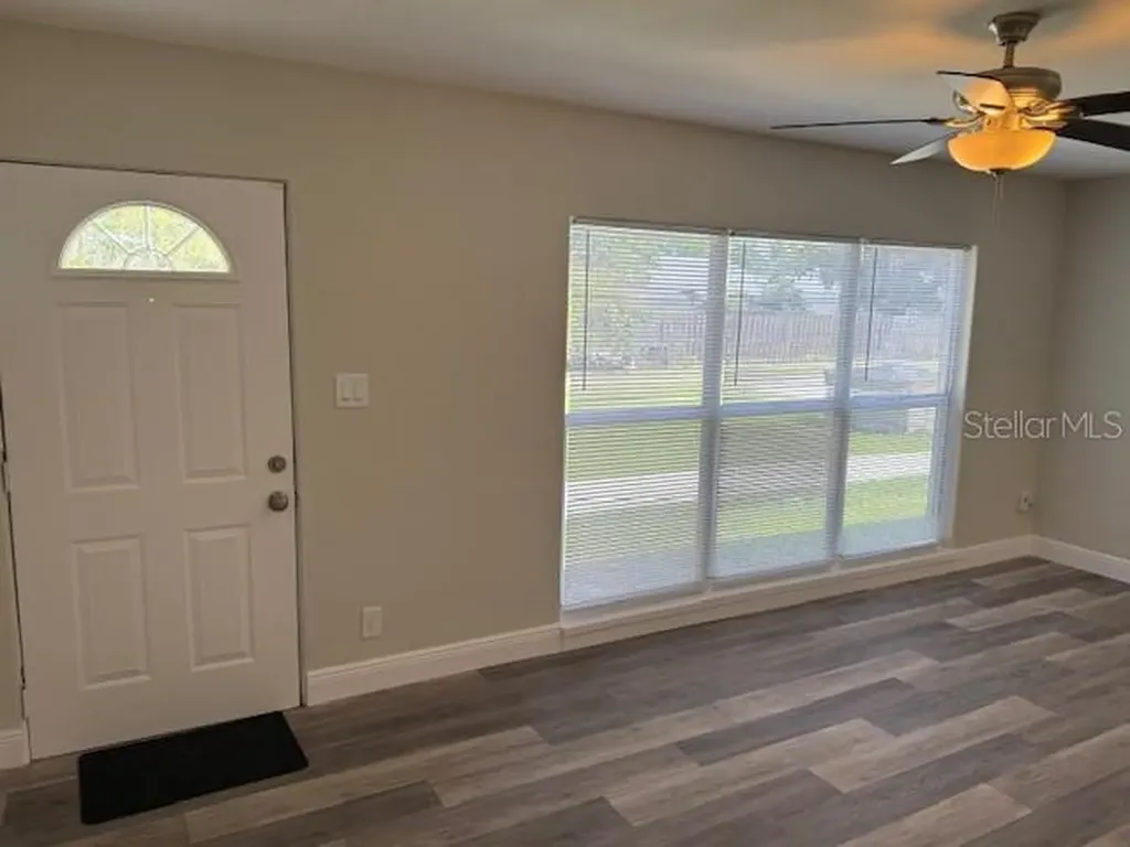 1152 N Dean Road Orlando FL 32825