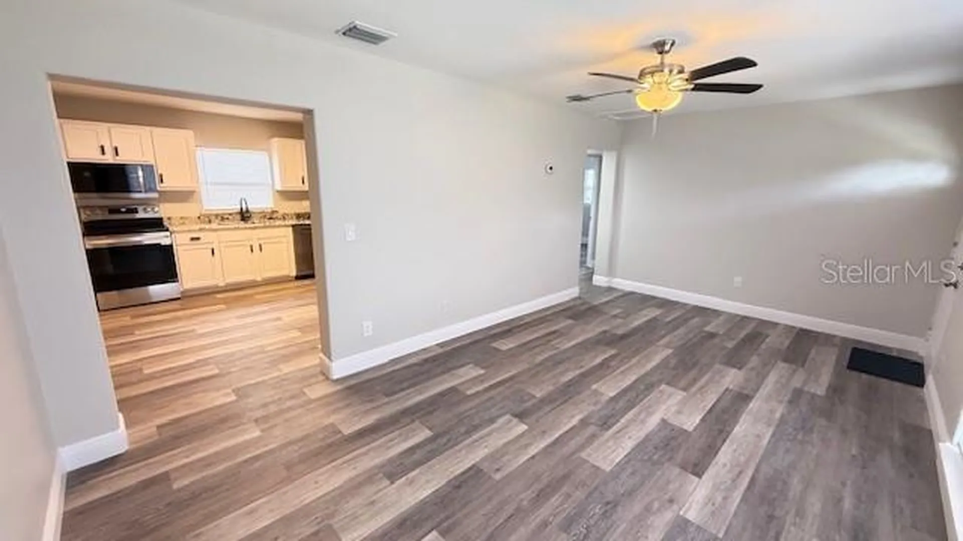 1152 N Dean Road Orlando FL 32825