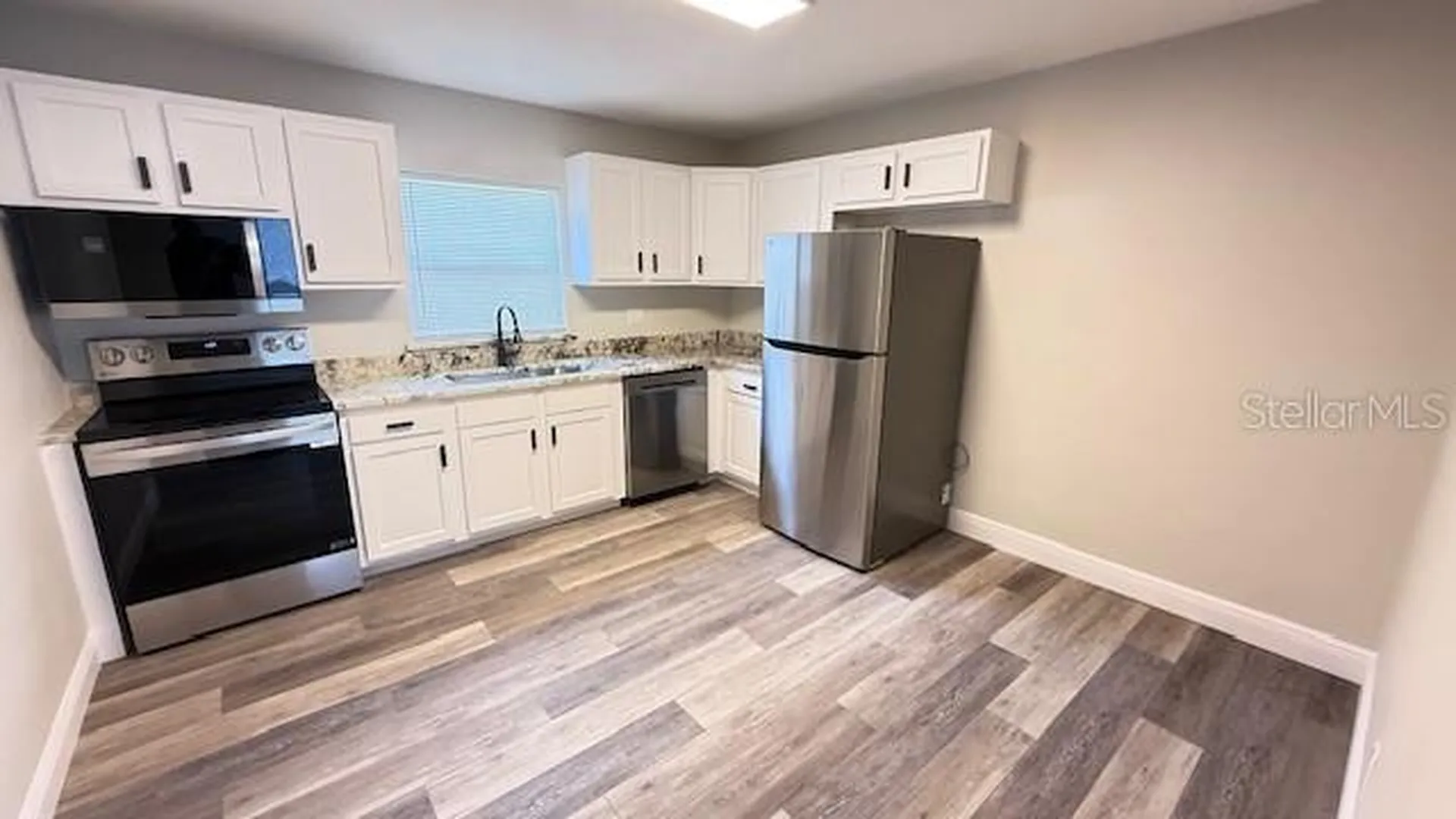 1152 N Dean Road Orlando FL 32825