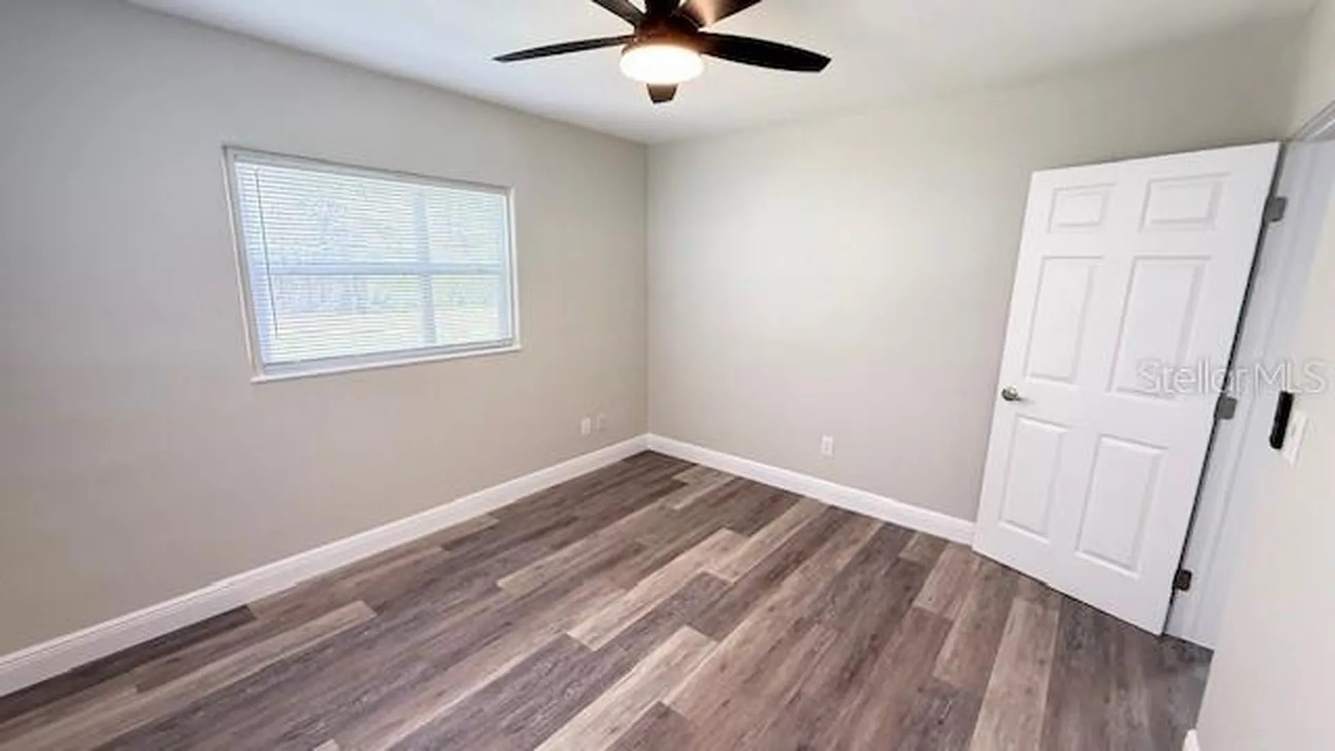 1152 N Dean Road Orlando FL 32825
