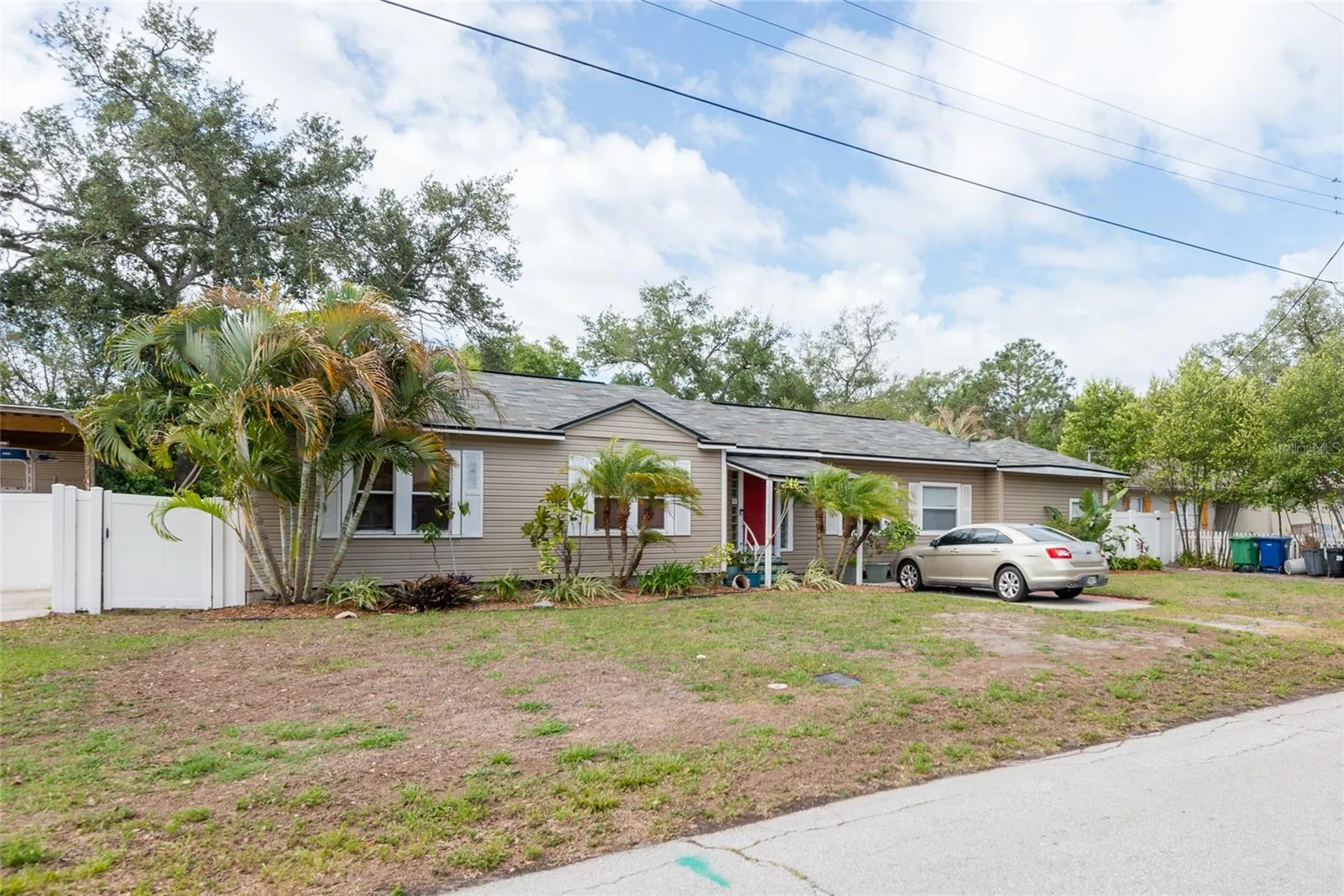 3308 W Paul Avenue Tampa FL 33611