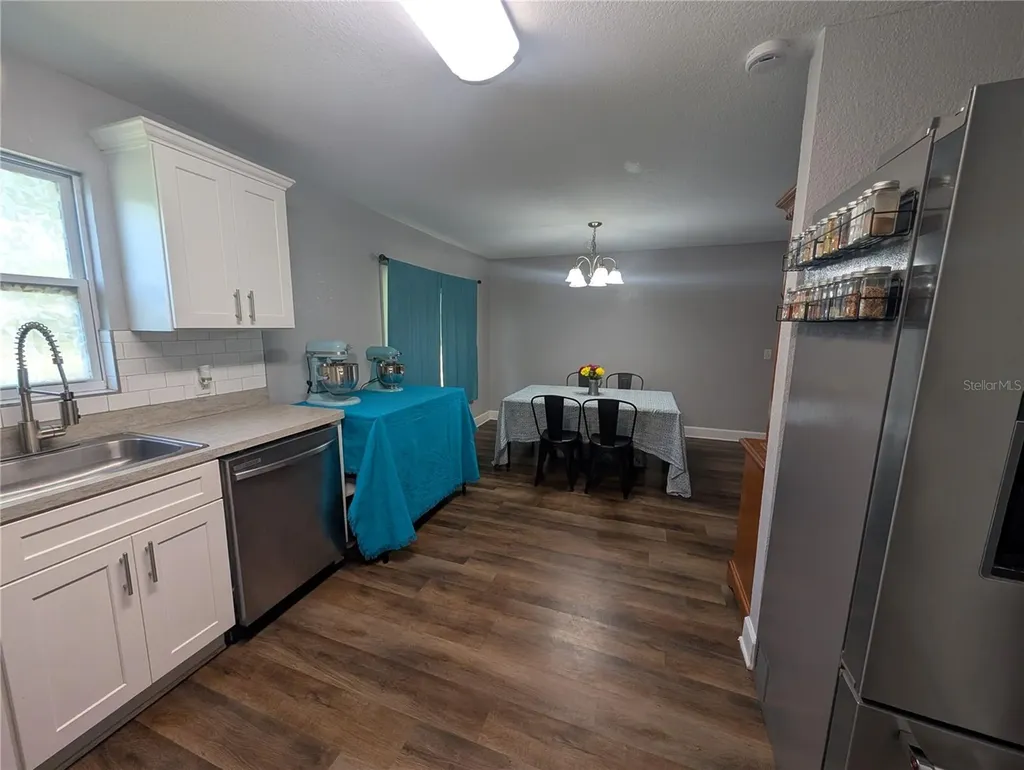 739 Center Street Lake Wales FL 33877