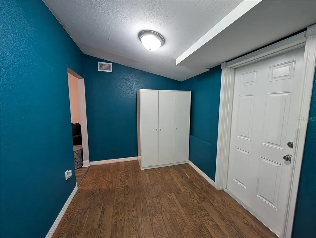739 Center Street Lake Wales FL 33877