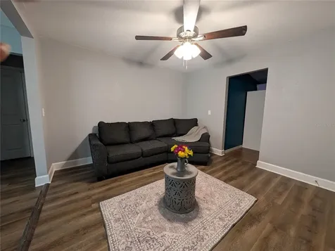 739 Center Street Lake Wales FL 33877