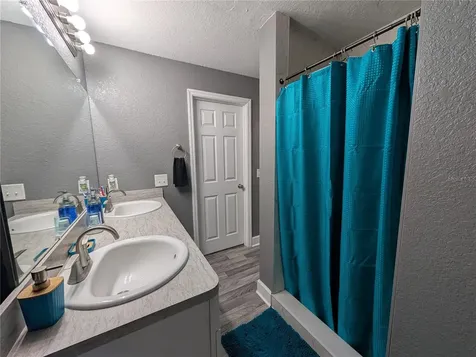 739 Center Street Lake Wales FL 33877