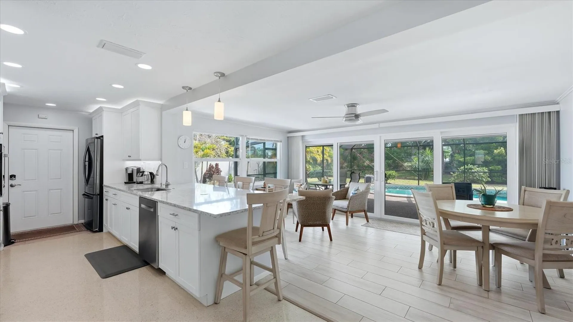 2486 Breakwater Circle Sarasota FL 34231