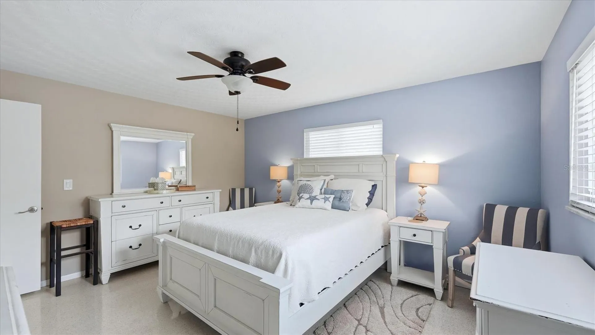 2486 Breakwater Circle Sarasota FL 34231