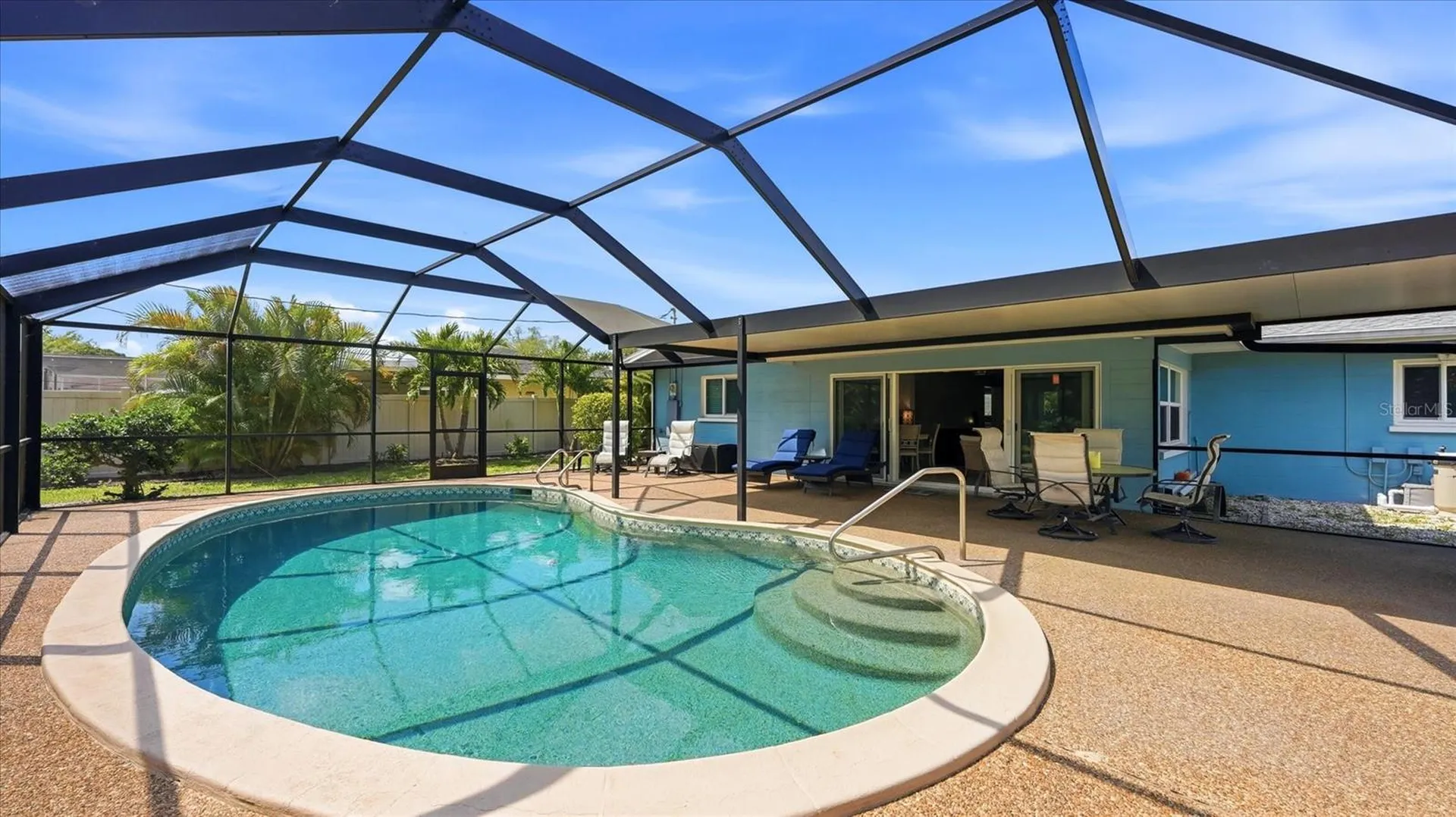 2486 Breakwater Circle Sarasota FL 34231