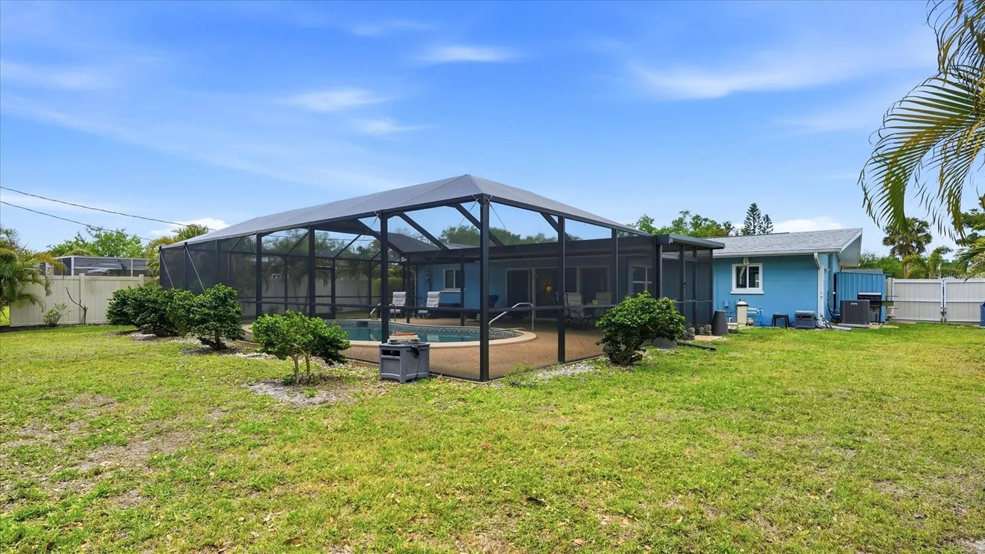 2486 Breakwater Circle Sarasota FL 34231