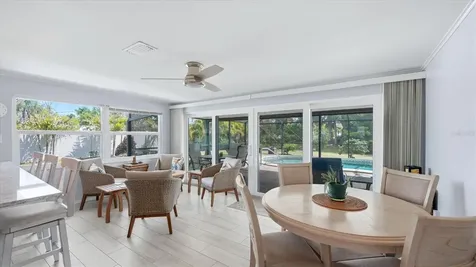 2486 Breakwater Circle Sarasota FL 34231