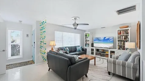 2486 Breakwater Circle Sarasota FL 34231