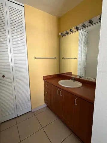 Cond. Torres Del Escorial 4002 Ave. Jose De Diego Carolina PR 00984