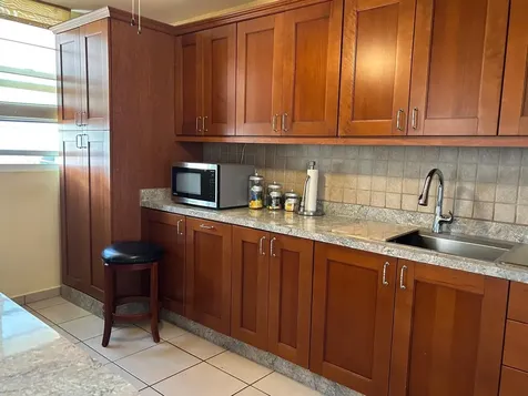 Cond. Torres Del Escorial 4002 Ave. Jose De Diego Carolina PR 00984