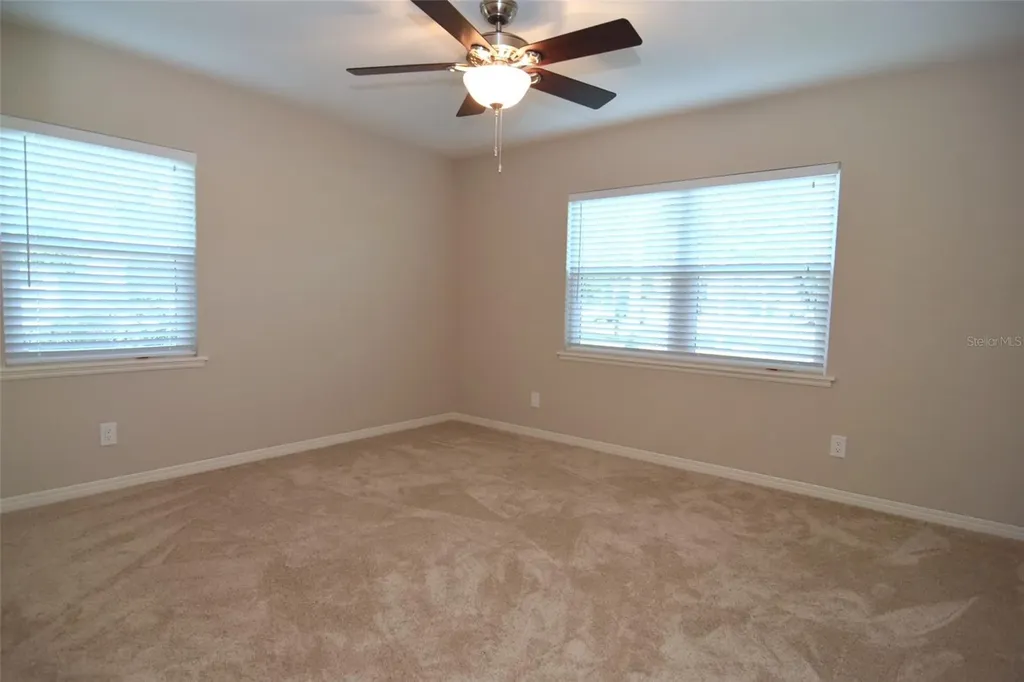 606 12th Avenue NE St Petersburg FL 33701