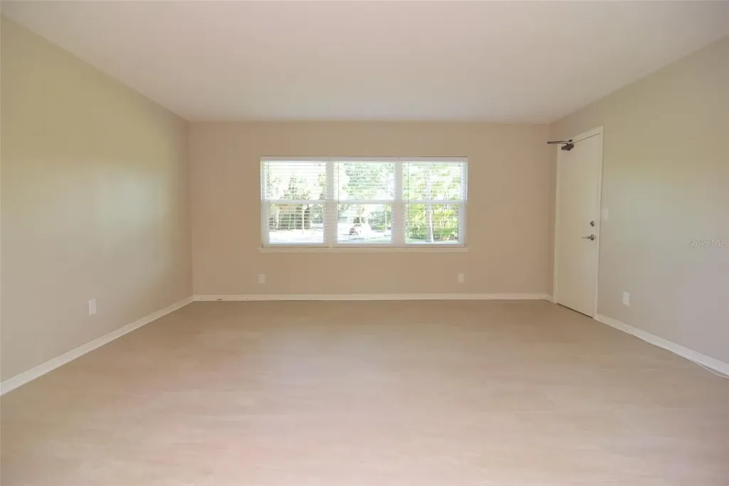 606 12th Avenue NE St Petersburg FL 33701