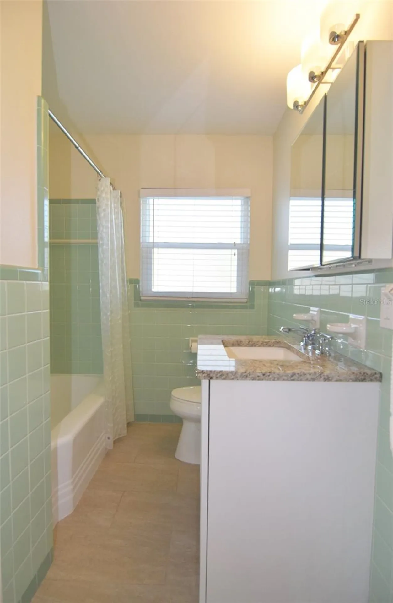 606 12th Avenue NE St Petersburg FL 33701
