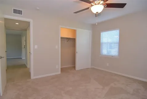 606 12th Avenue NE St Petersburg FL 33701