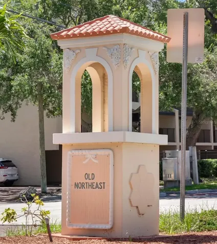 606 12th Avenue NE St Petersburg FL 33701