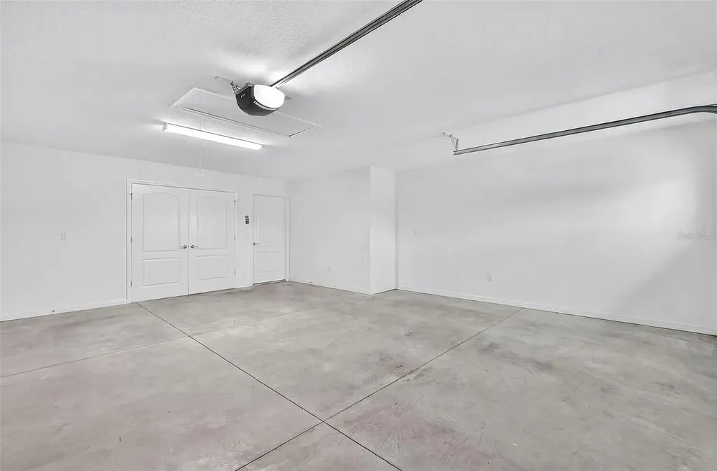 11367 Laufersky Lane Oxford FL 34484