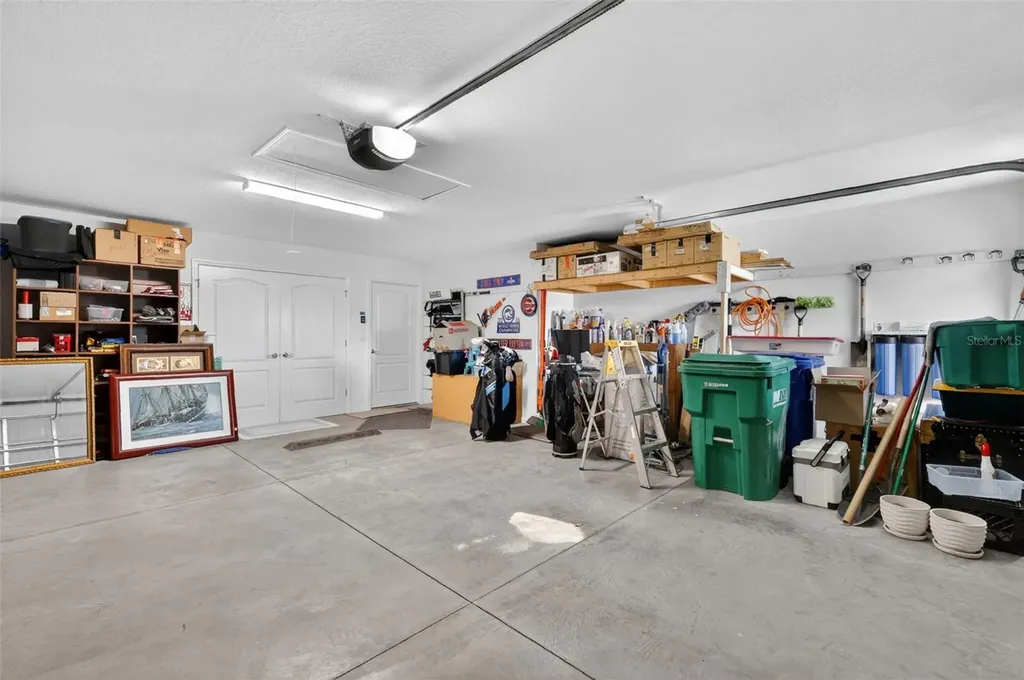 11367 Laufersky Lane Oxford FL 34484