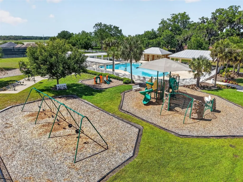 11367 Laufersky Lane Oxford FL 34484