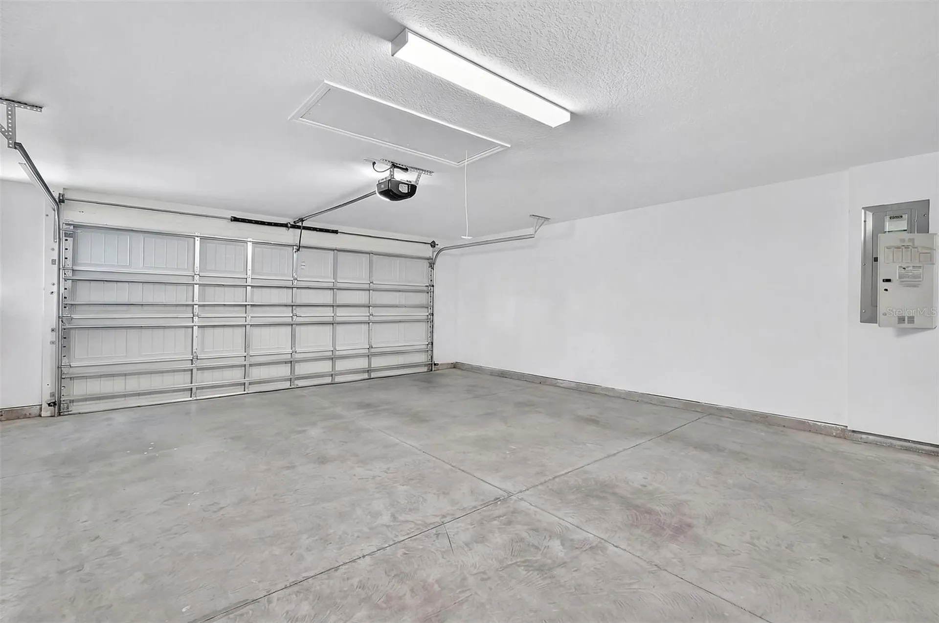 11367 Laufersky Lane Oxford FL 34484