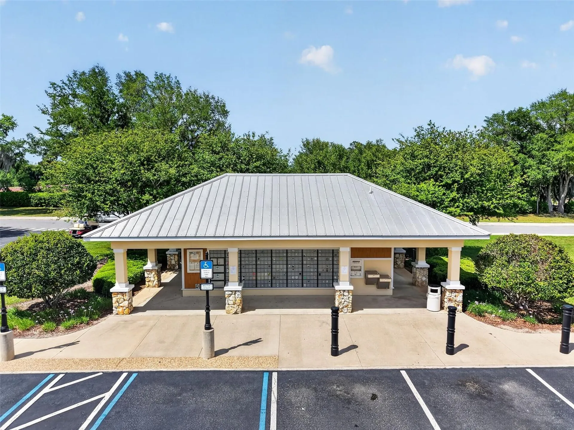 11367 Laufersky Lane Oxford FL 34484