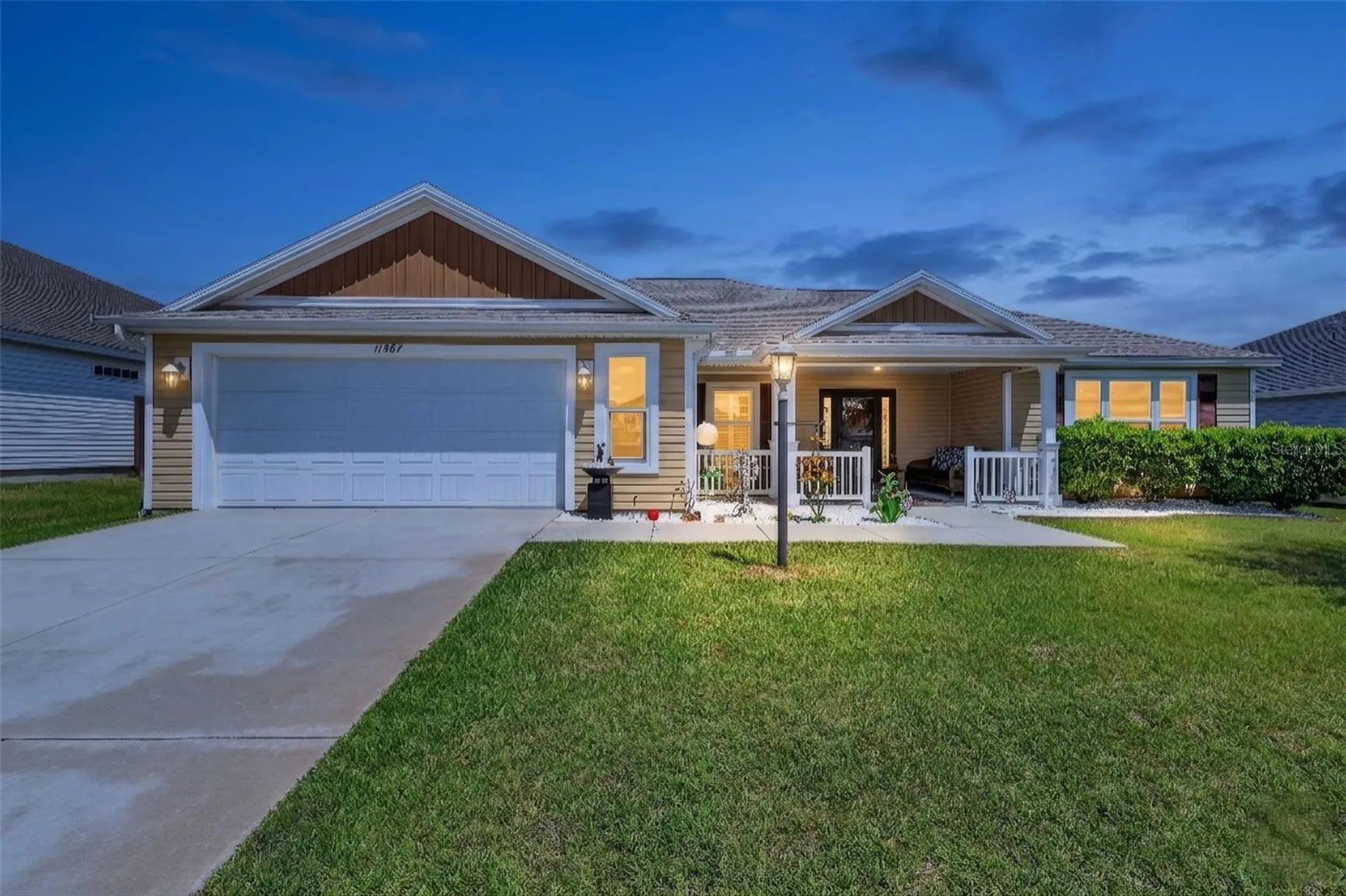 11367 Laufersky Lane Oxford FL 34484